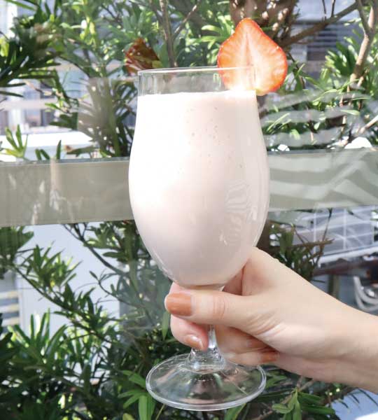 大侑-Vitamix-調理機-草莓香蕉果昔-聖誕節-粉紅色