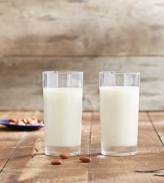 Vitamix調理機-A2500i-A3500i-超跑級調理機-杏仁奶