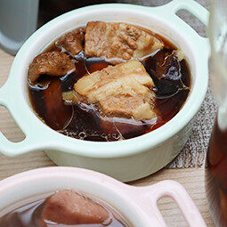 -北鼎多功能蒸燉鍋食譜-電鍋-蒸鍋-茶樹菇排骨湯