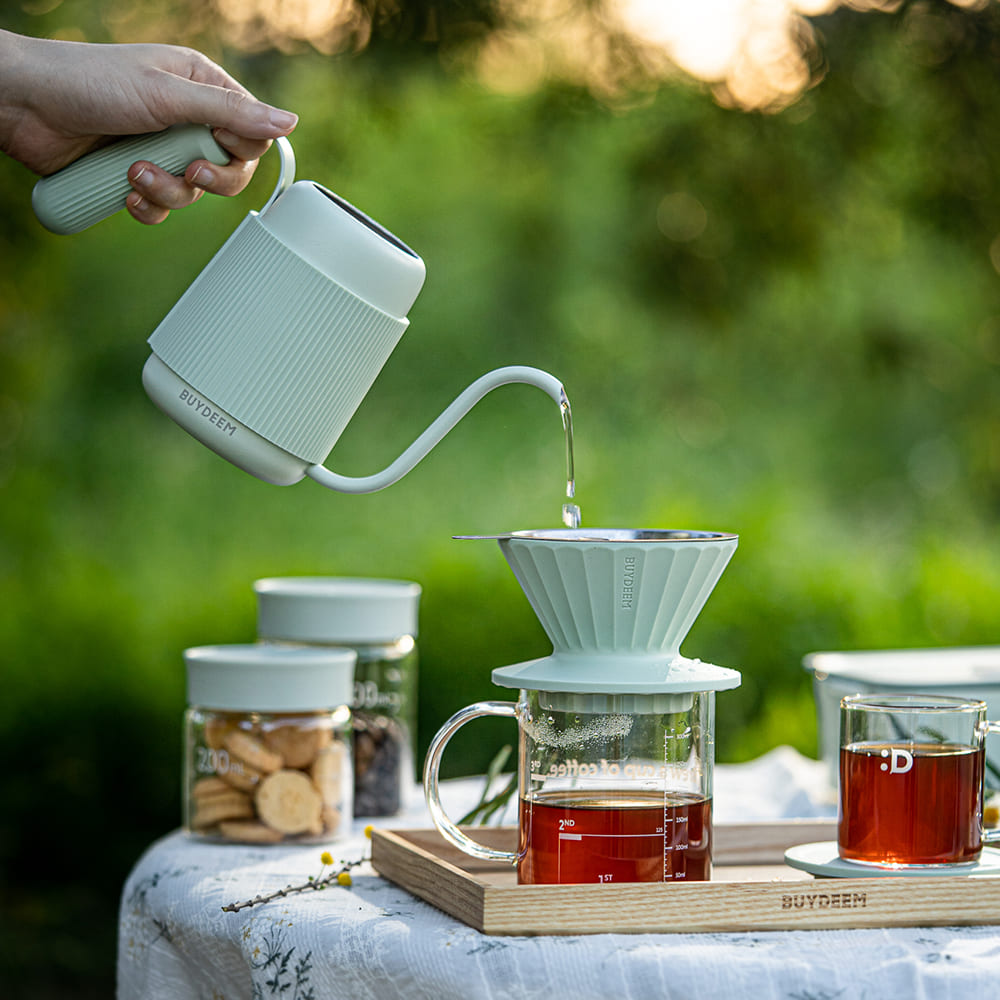 buydeem-陳月卿-大侑-dietu-北鼎-露營-咖啡-咖啡壺-手沖壺-手沖-濾掛-便攜-時尚-文青-郊遊-Chill