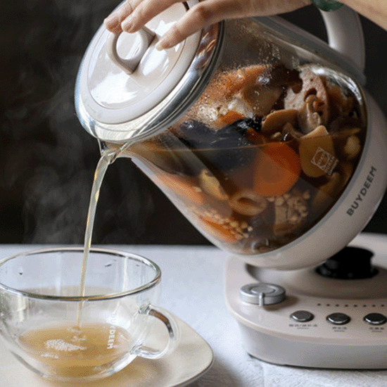 BUYDEEM-北鼎-北鼎粉漾壺-烹煮壺-陳月卿-養生達人-食譜-食農-食農教育-綠色食譜-綠色飲食-永續飲食-當季食材-在地食材-養生湯-補湯-蓮藕菌菇補血湯