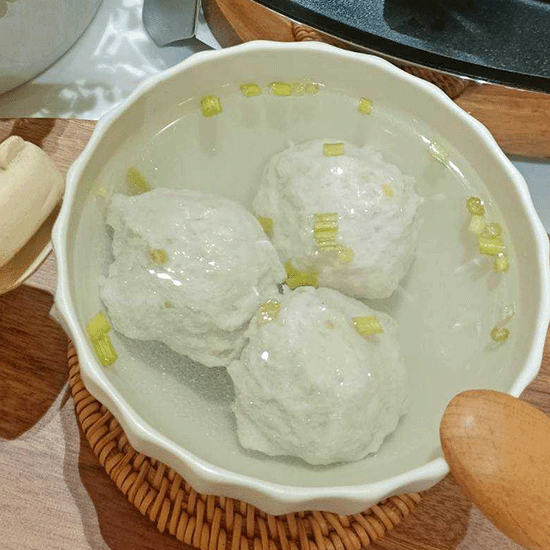 Vitamix調理機-A2500i-A3500i-超跑級調理機-粉漾壺-BUYDEEM-陳月卿-養生達人-食譜-食農-食農教育-綠色食譜-綠色飲食-永續飲食-當季食材-在地食材-虱目魚丸-魚丸湯