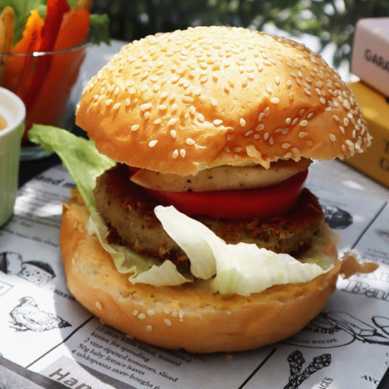 Vitamix調理機-A2500i-A3500i-超跑級調理機-粉漾壺-BUYDEEM-陳月卿-養生達人-食譜-食農-食農教育-綠色食譜-綠色飲食-永續飲食-當季食材-在地食材-純素-vegan-植物肉-未來肉-漢堡-素食者