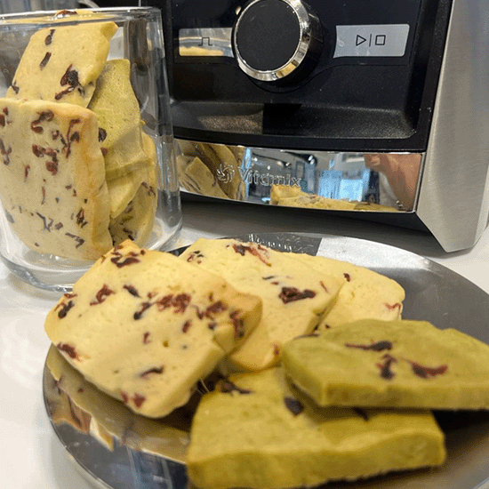 Vitamix調理機-A2500i-A3500i-超跑級調理機-陳月卿-養生達人-食譜-早餐-下午茶-餅乾-手工餅乾-抹茶餅乾-蔓越莓-果乾