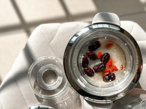 BUYDEEM-北鼎-粉漾-烹煮壺-one用壺-BUYDEEM-陳月卿-養生達人-食譜-免開火-免顧火-過敏-粥-茶-營養-養生-小米紅棗粥-蔬食-vegan-洋甘菊-黑豆茶-保養-春秋季節交替