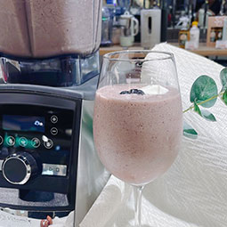 Vitamix-大侑-調理機-食譜--A3500i-A2500i-E320-食譜分享-健康-養生-優格-藍莓-酪梨